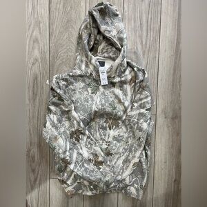 NWT Abercrombie Essential Popover Off White Camo Hoodie. Size M.